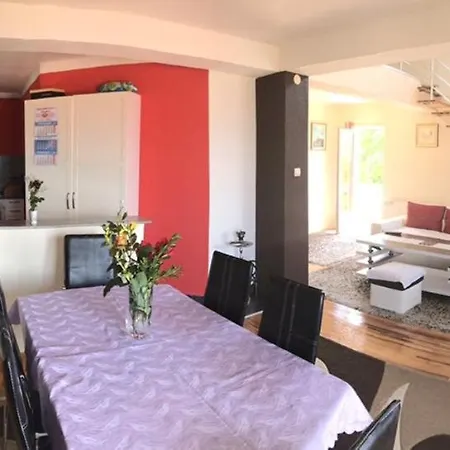 Lovely House וילה